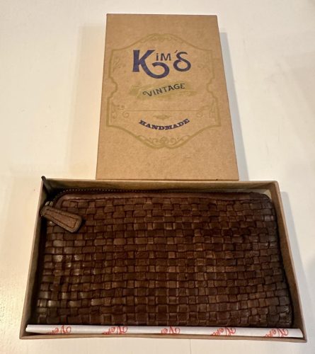 Fonott női bőr pénztárca 